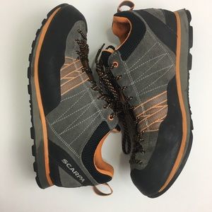 SCARPA Crux Vibram Rubber Toe Rock Climbing Shoes